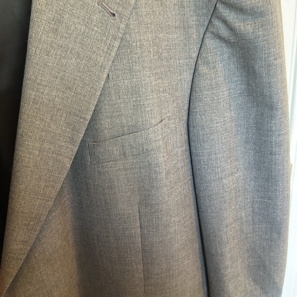 Men’s Big and Tall Suit Jacket and Pants - Picture 4 of 14